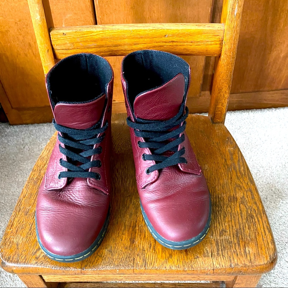 Dr. Martens AirWave Rich Burgundy with Black Soles/Laces Ankle Boots Size 8